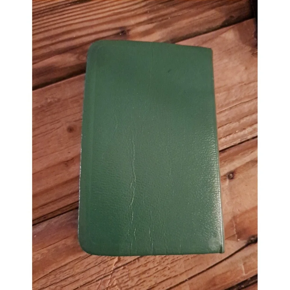 Pocket Size BIBLE English New Testament Psalms Proverbs Green Cover EUC